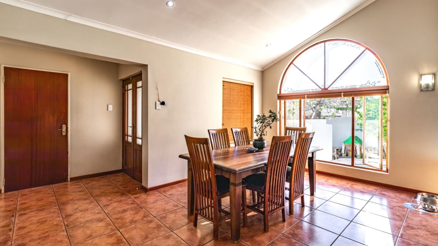 4 Bedroom Property for Sale in Douglasdale Gauteng