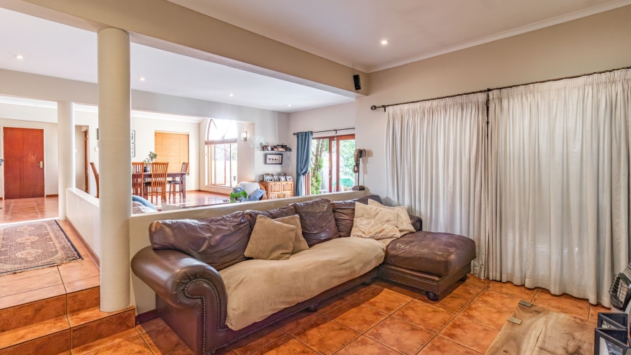 4 Bedroom Property for Sale in Douglasdale Gauteng