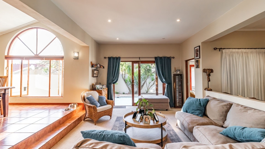 4 Bedroom Property for Sale in Douglasdale Gauteng