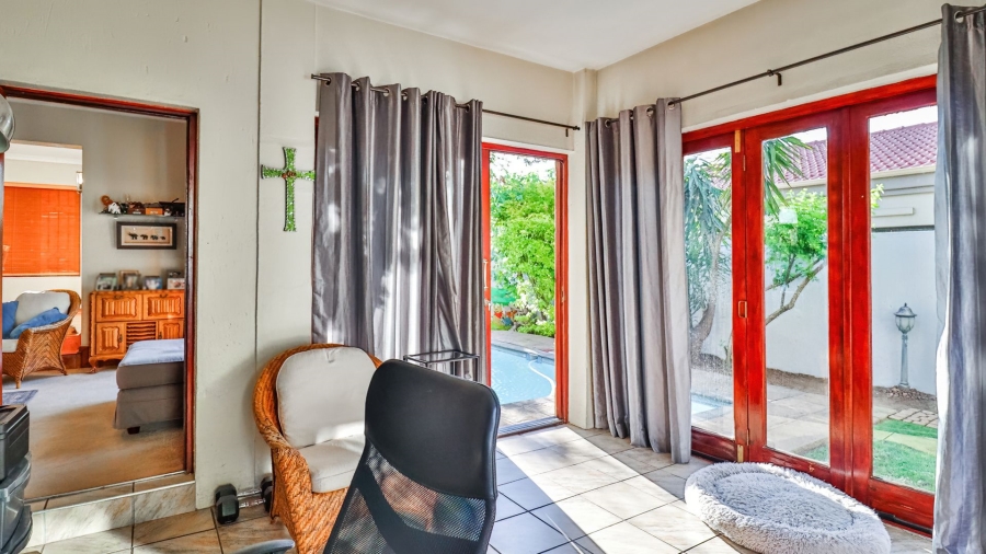 4 Bedroom Property for Sale in Douglasdale Gauteng