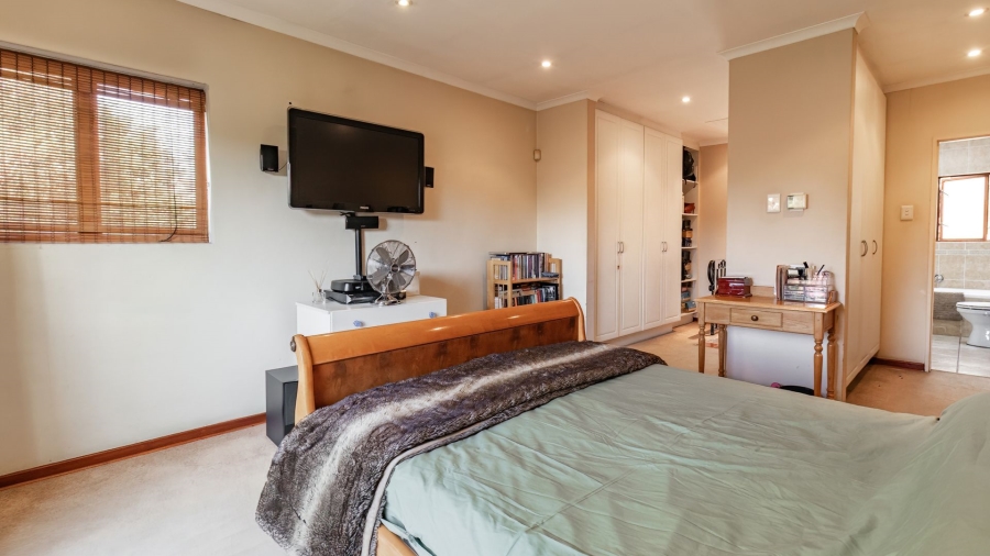 4 Bedroom Property for Sale in Douglasdale Gauteng