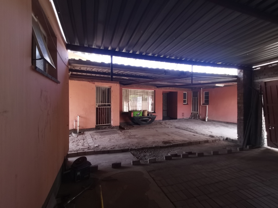 3 Bedroom Property for Sale in Vanderbijlpark CE 4 Gauteng