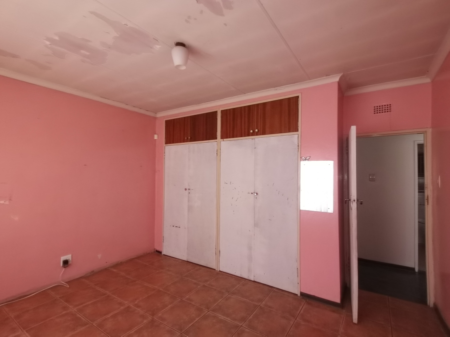 3 Bedroom Property for Sale in Vanderbijlpark CE 4 Gauteng