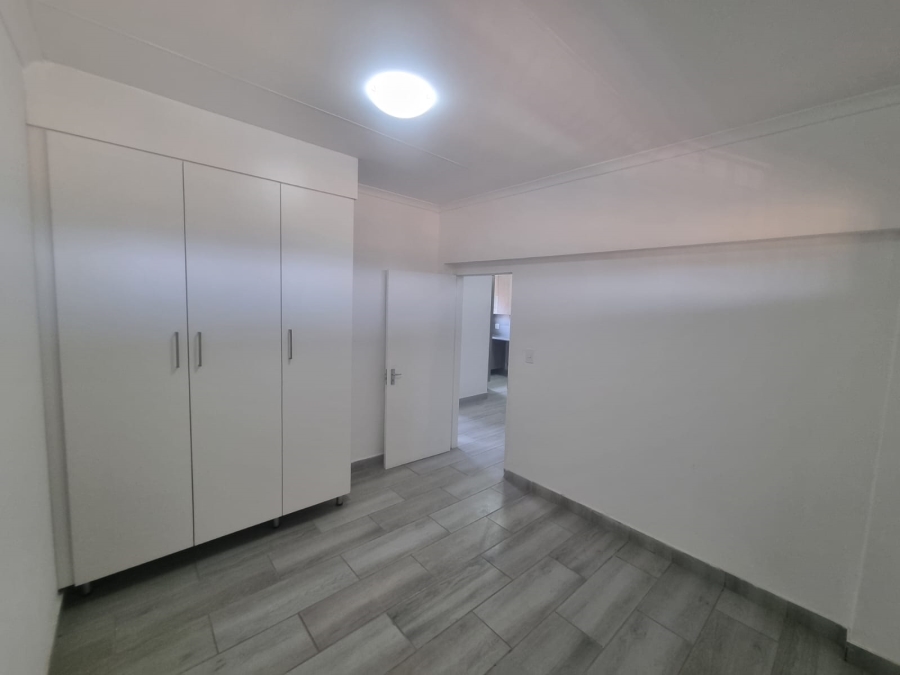 To Let 2 Bedroom Property for Rent in Albertsdal Gauteng