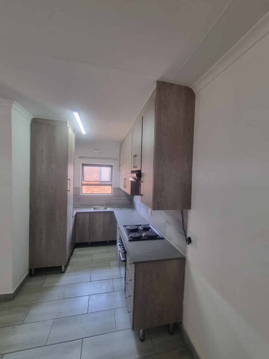 To Let 2 Bedroom Property for Rent in Albertsdal Gauteng