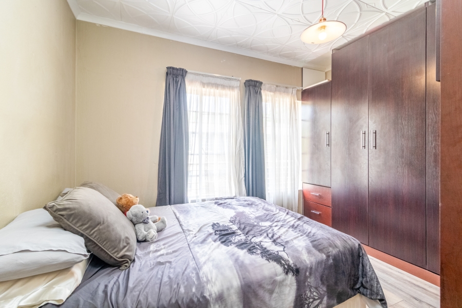 1 Bedroom Property for Sale in Bedfordview Gauteng