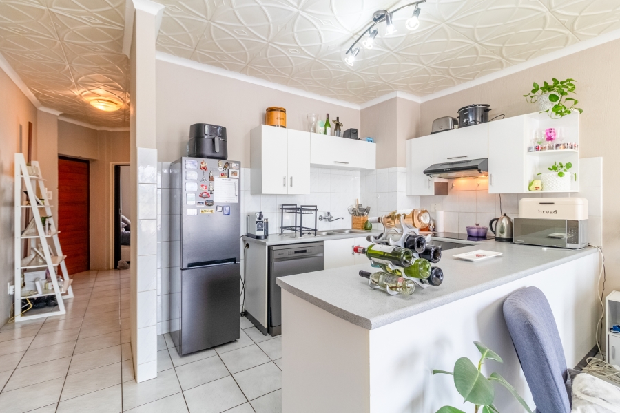 1 Bedroom Property for Sale in Bedfordview Gauteng