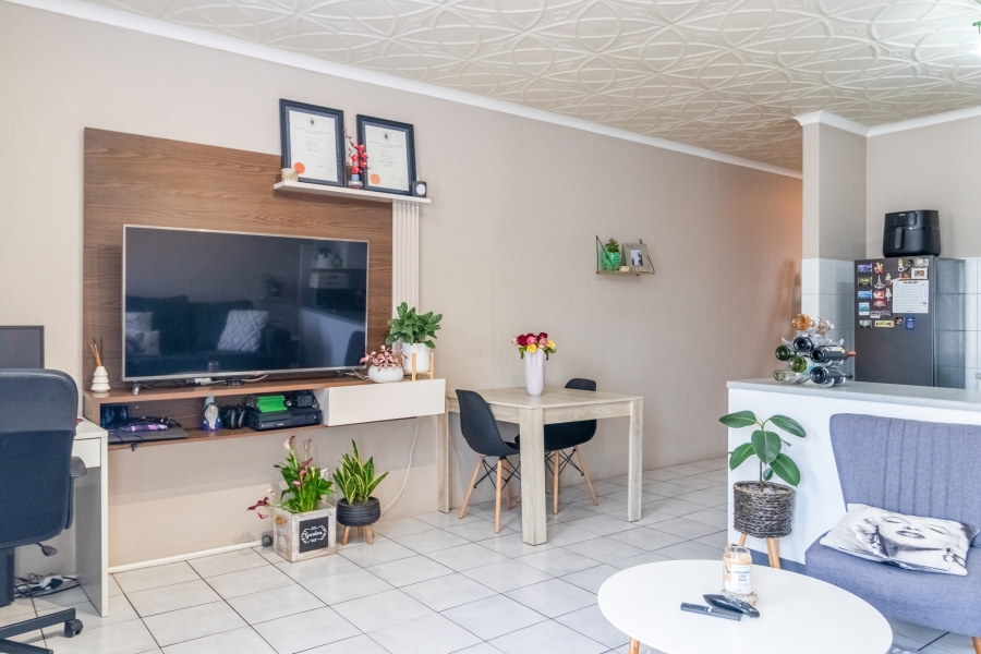 1 Bedroom Property for Sale in Bedfordview Gauteng