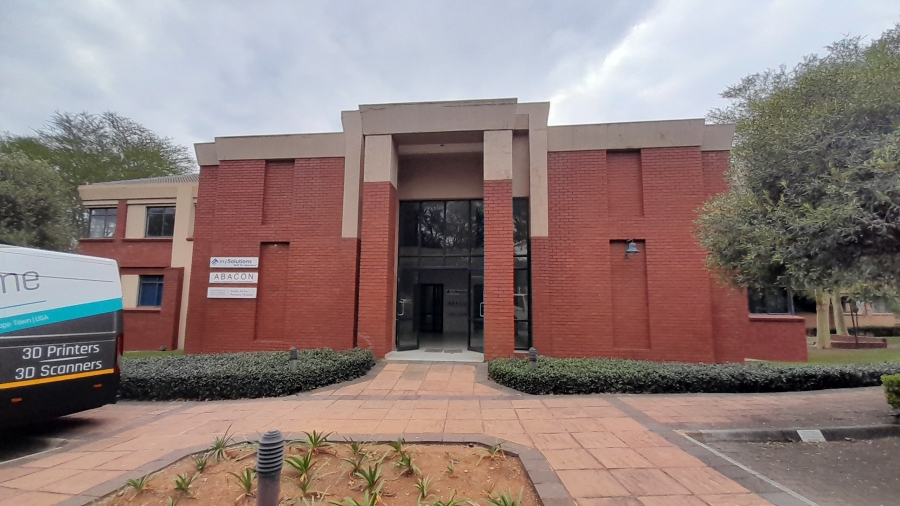 To Let Commercial Property for Rent in Faerie Glen Gauteng