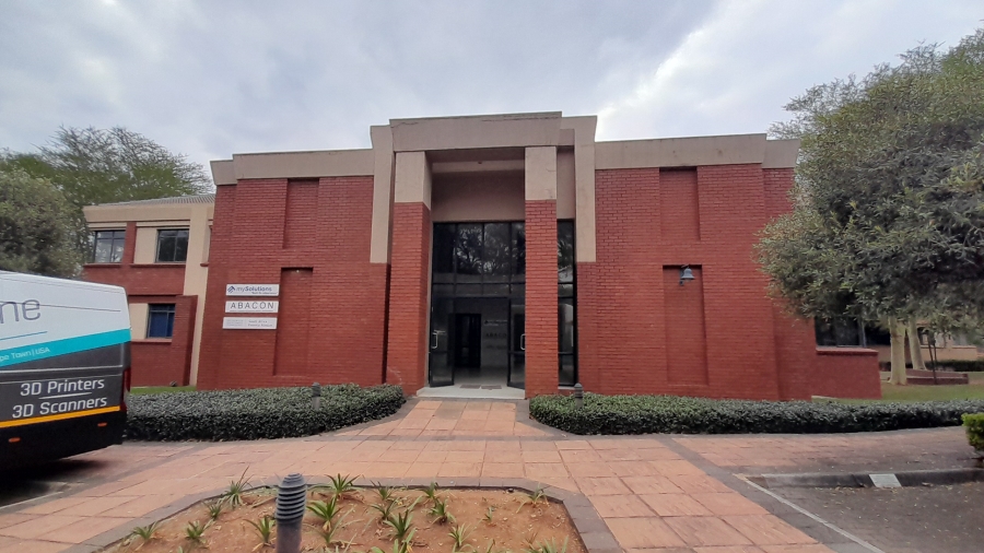 To Let Commercial Property for Rent in Faerie Glen Gauteng