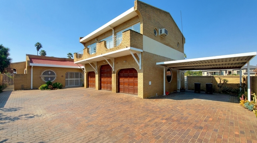 4 Bedroom Property for Sale in Sunward Park Gauteng