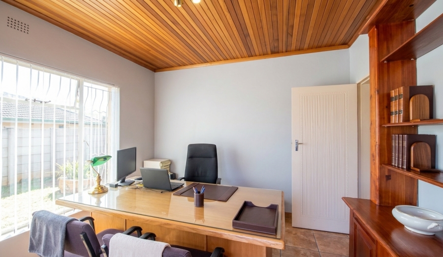 4 Bedroom Property for Sale in Sunward Park Gauteng