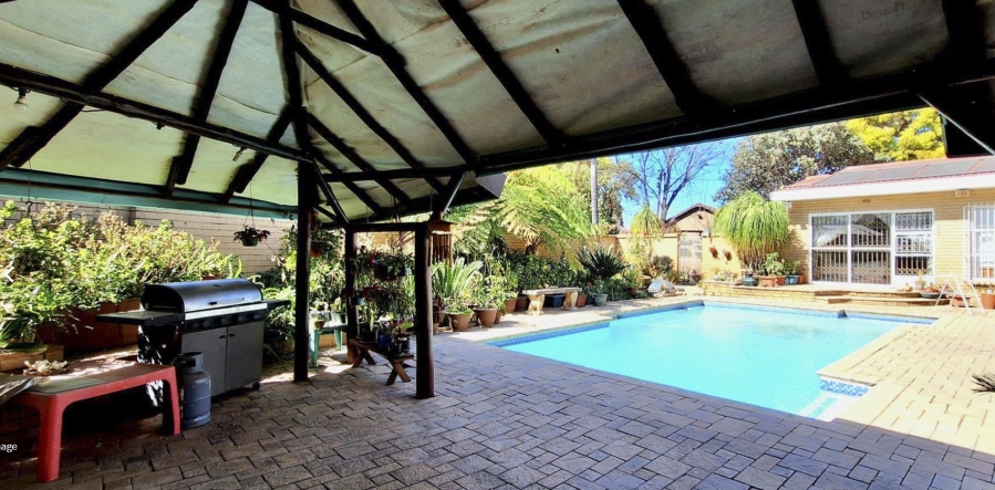 4 Bedroom Property for Sale in Sunward Park Gauteng