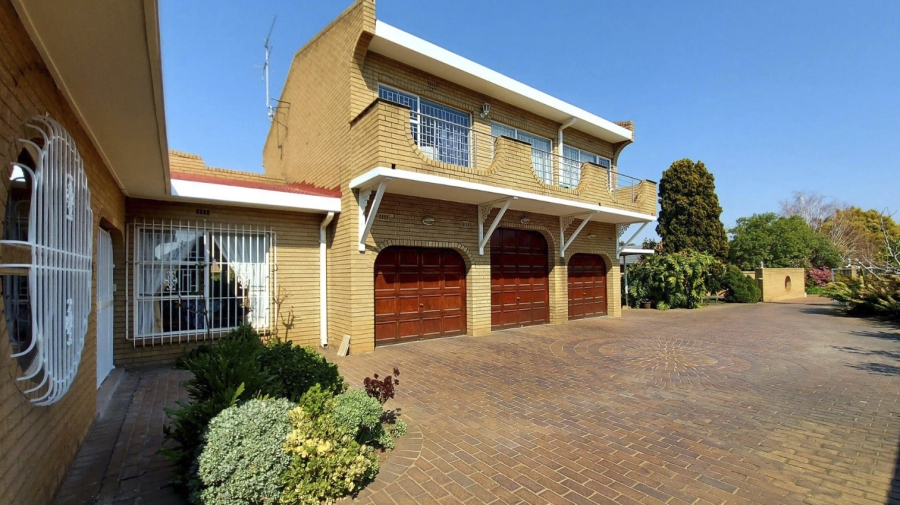 4 Bedroom Property for Sale in Sunward Park Gauteng