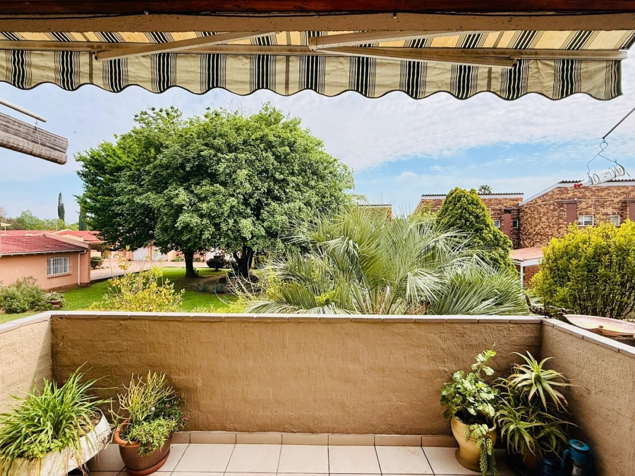 3 Bedroom Property for Sale in Selcourt Gauteng