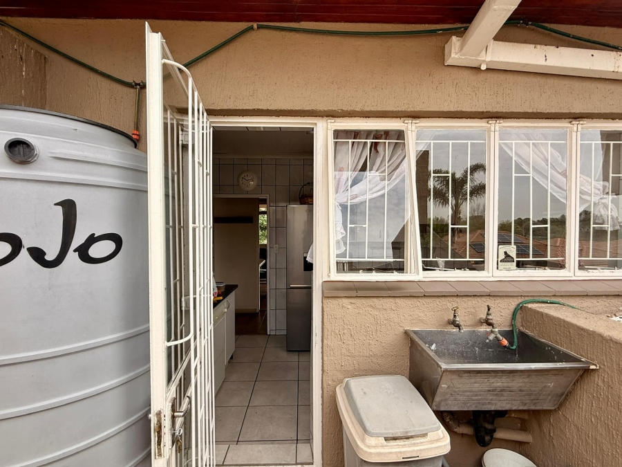 3 Bedroom Property for Sale in Selcourt Gauteng