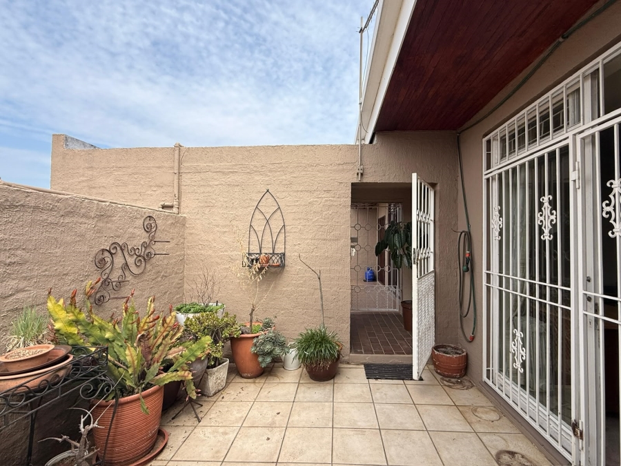 3 Bedroom Property for Sale in Selcourt Gauteng