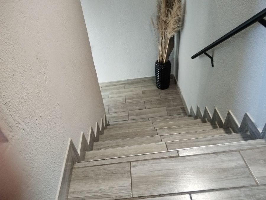 2 Bedroom Property for Sale in Birchleigh Gauteng