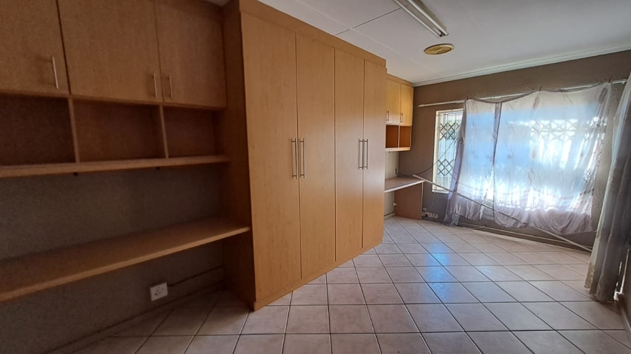 To Let 3 Bedroom Property for Rent in Vanderbijlpark SE 6 Gauteng