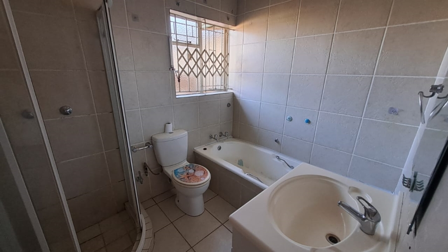 To Let 3 Bedroom Property for Rent in Vanderbijlpark SE 6 Gauteng