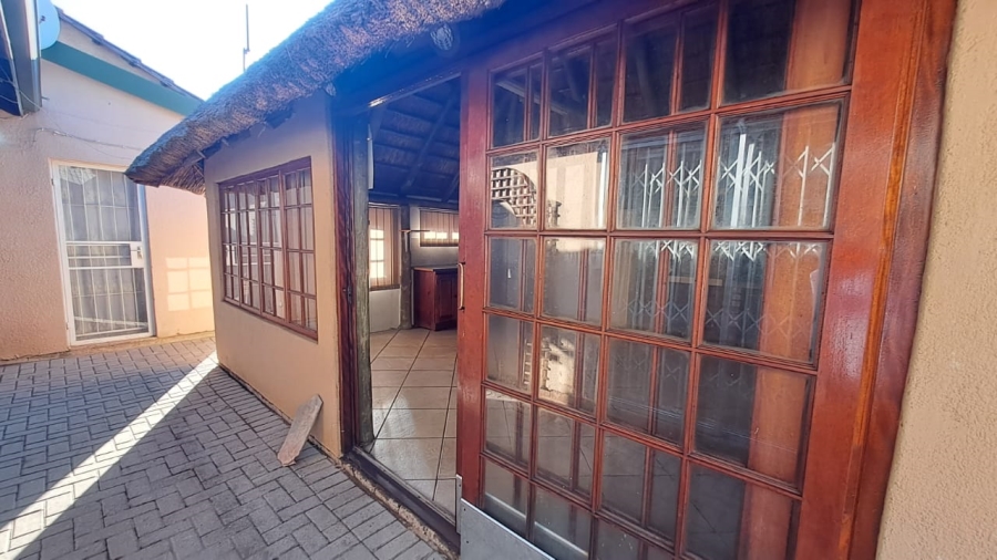 To Let 3 Bedroom Property for Rent in Vanderbijlpark SE 6 Gauteng
