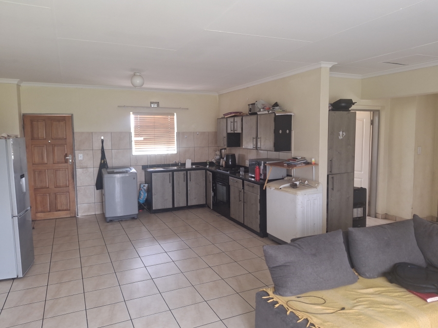 2 Bedroom Property for Sale in Ravenswood Gauteng