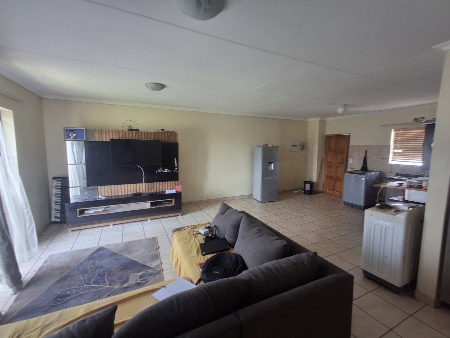 2 Bedroom Property for Sale in Ravenswood Gauteng
