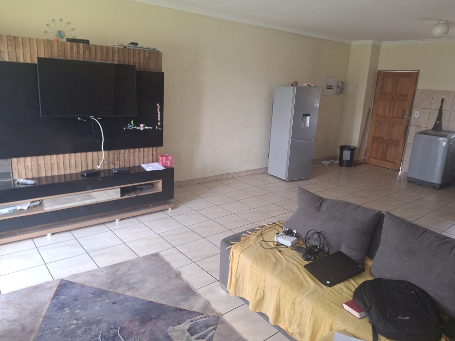 2 Bedroom Property for Sale in Ravenswood Gauteng