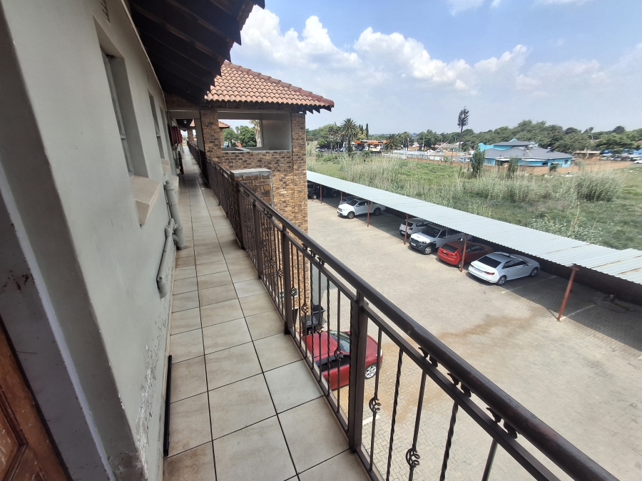2 Bedroom Property for Sale in Ravenswood Gauteng