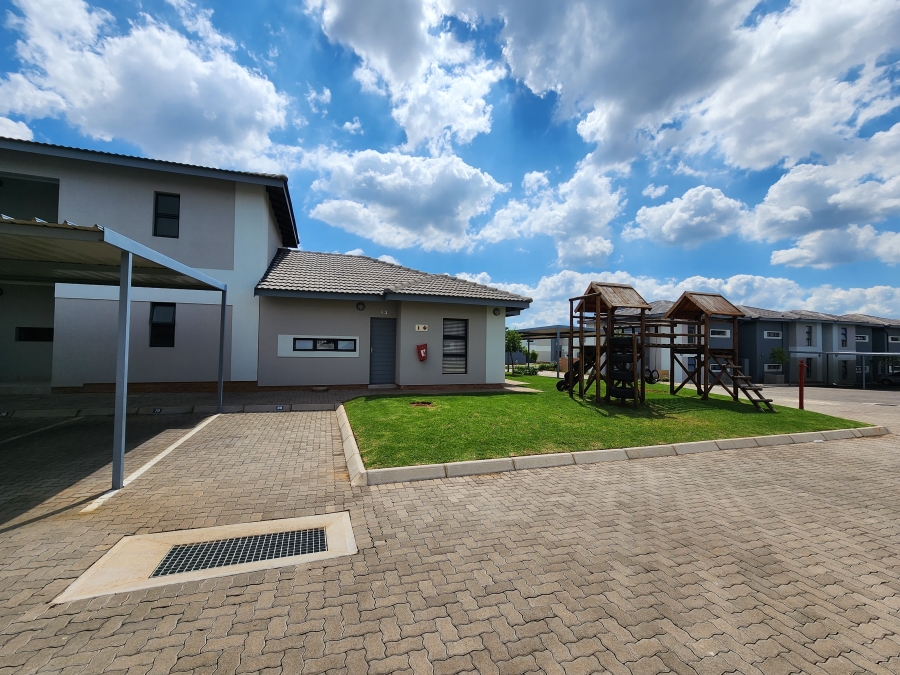 To Let 1 Bedroom Property for Rent in Thatchfield Ridge Gauteng