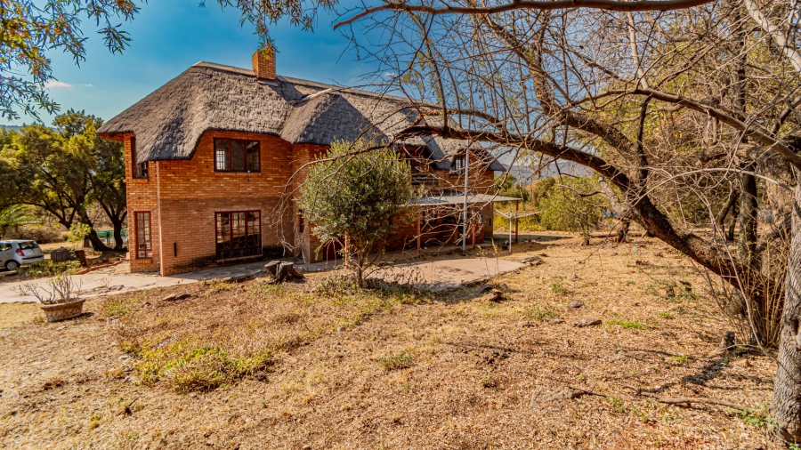 6 Bedroom Property for Sale in Hennops River Gauteng