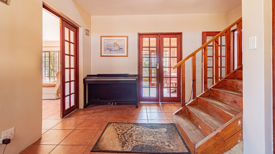 6 Bedroom Property for Sale in Hennops River Gauteng
