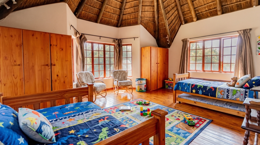 6 Bedroom Property for Sale in Hennops River Gauteng