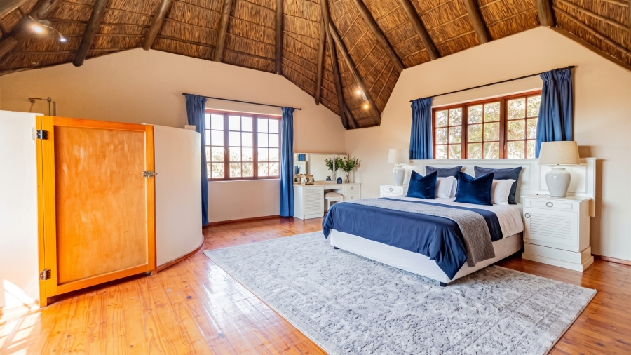 6 Bedroom Property for Sale in Hennops River Gauteng