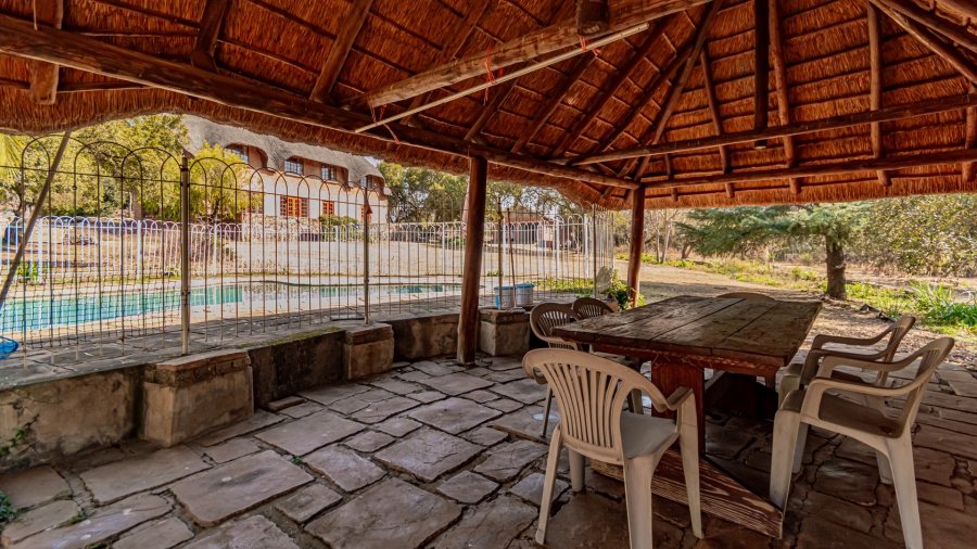 6 Bedroom Property for Sale in Hennops River Gauteng