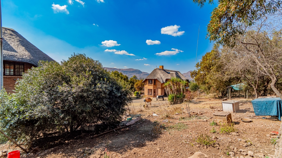 6 Bedroom Property for Sale in Hennops River Gauteng