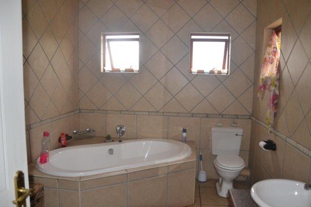 To Let 3 Bedroom Property for Rent in Irene Farm Villages Gauteng