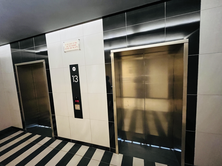 1 Bedroom Property for Sale in Menlyn Gauteng