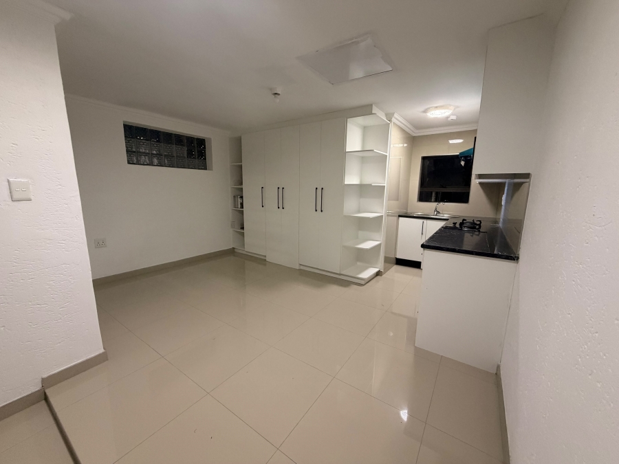 To Let 1 Bedroom Property for Rent in Erasmia Gauteng