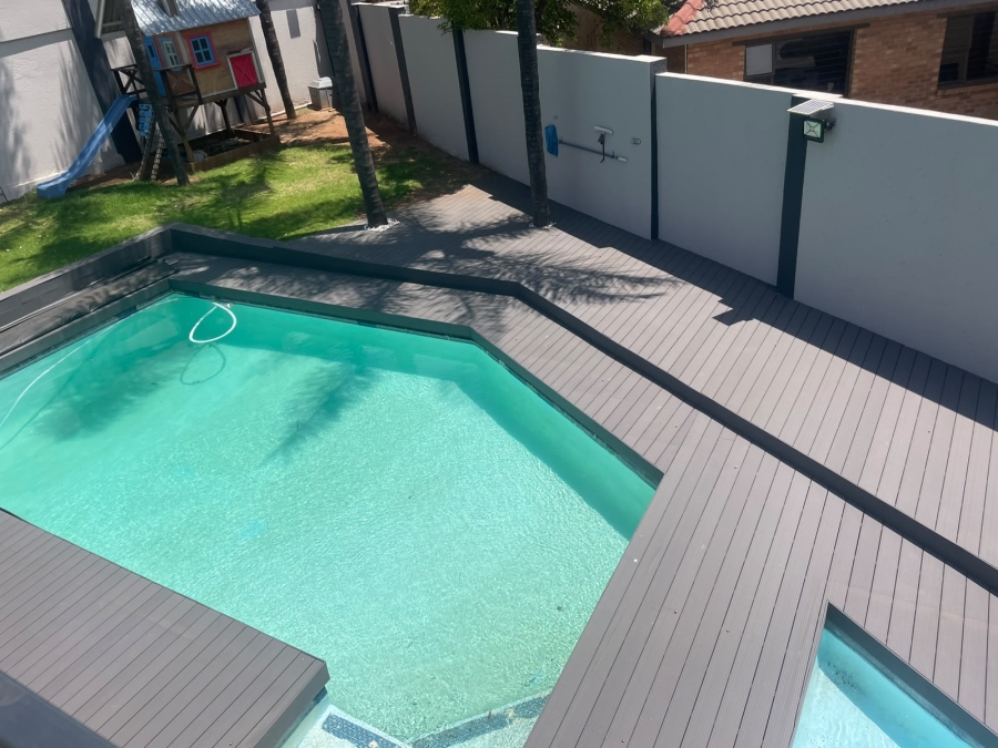 5 Bedroom Property for Sale in Marlboro Gardens Gauteng