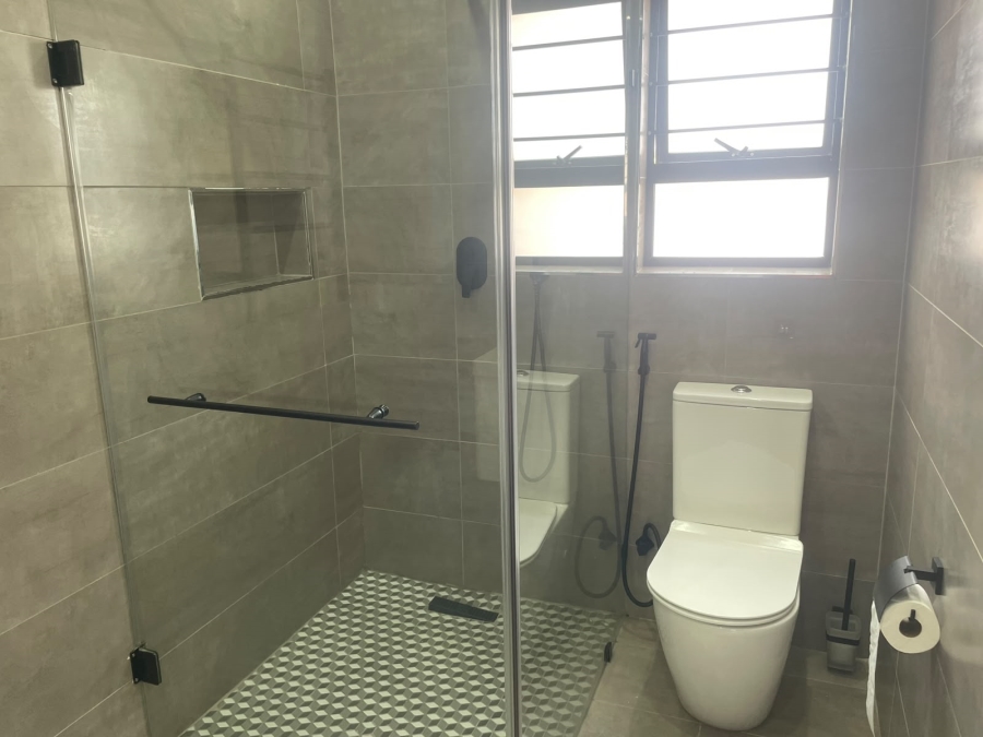 5 Bedroom Property for Sale in Marlboro Gardens Gauteng