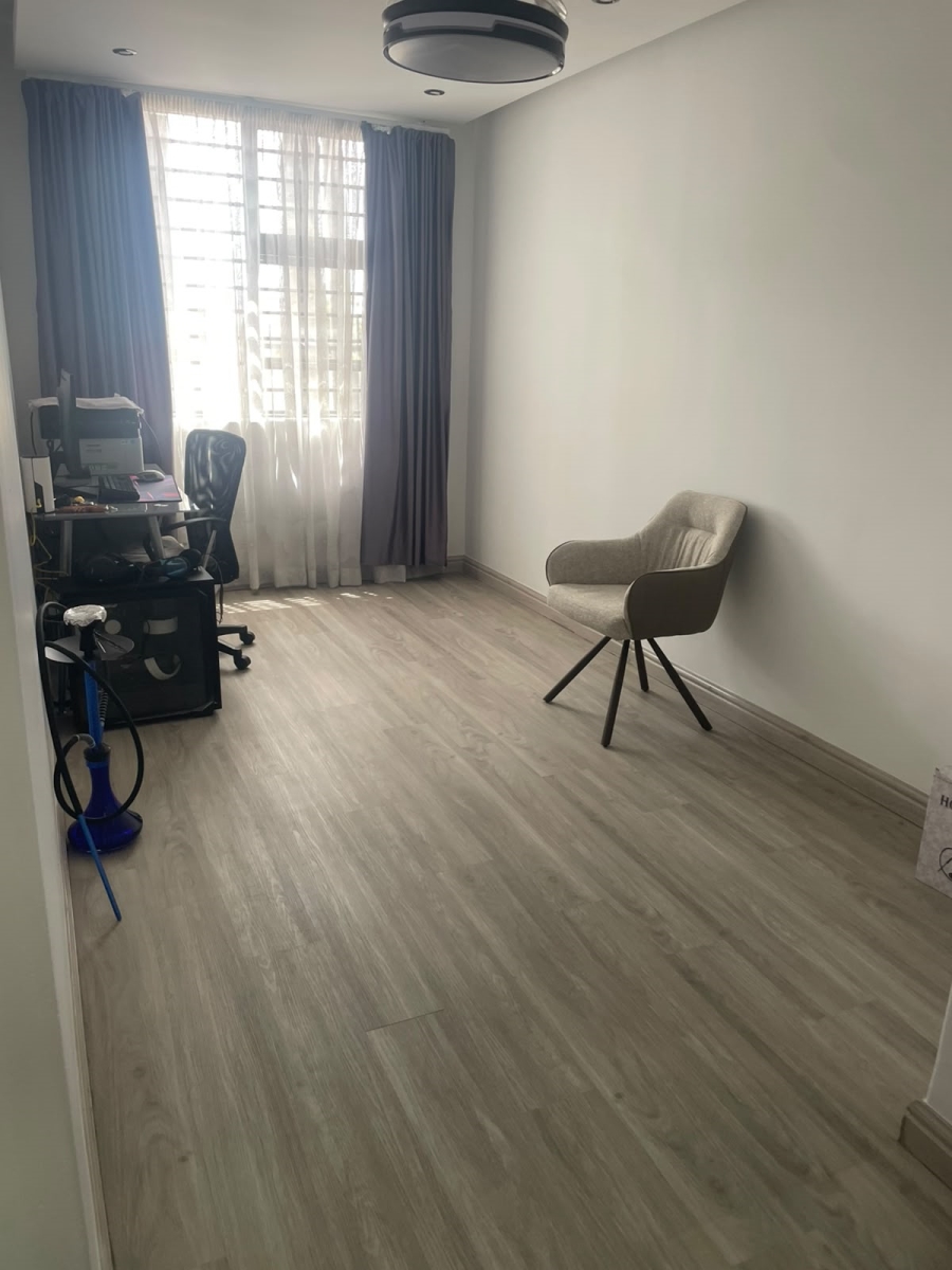 5 Bedroom Property for Sale in Marlboro Gardens Gauteng