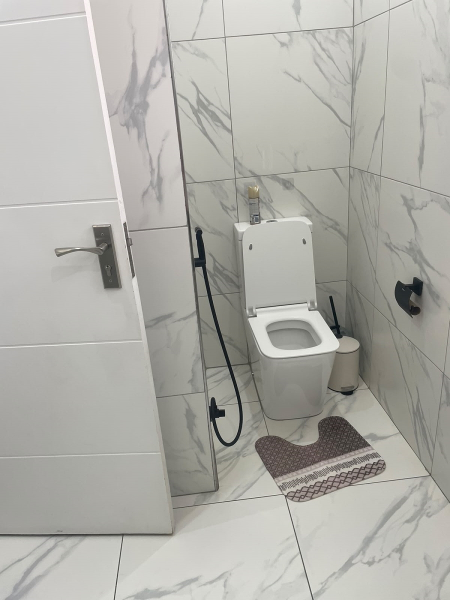 5 Bedroom Property for Sale in Marlboro Gardens Gauteng