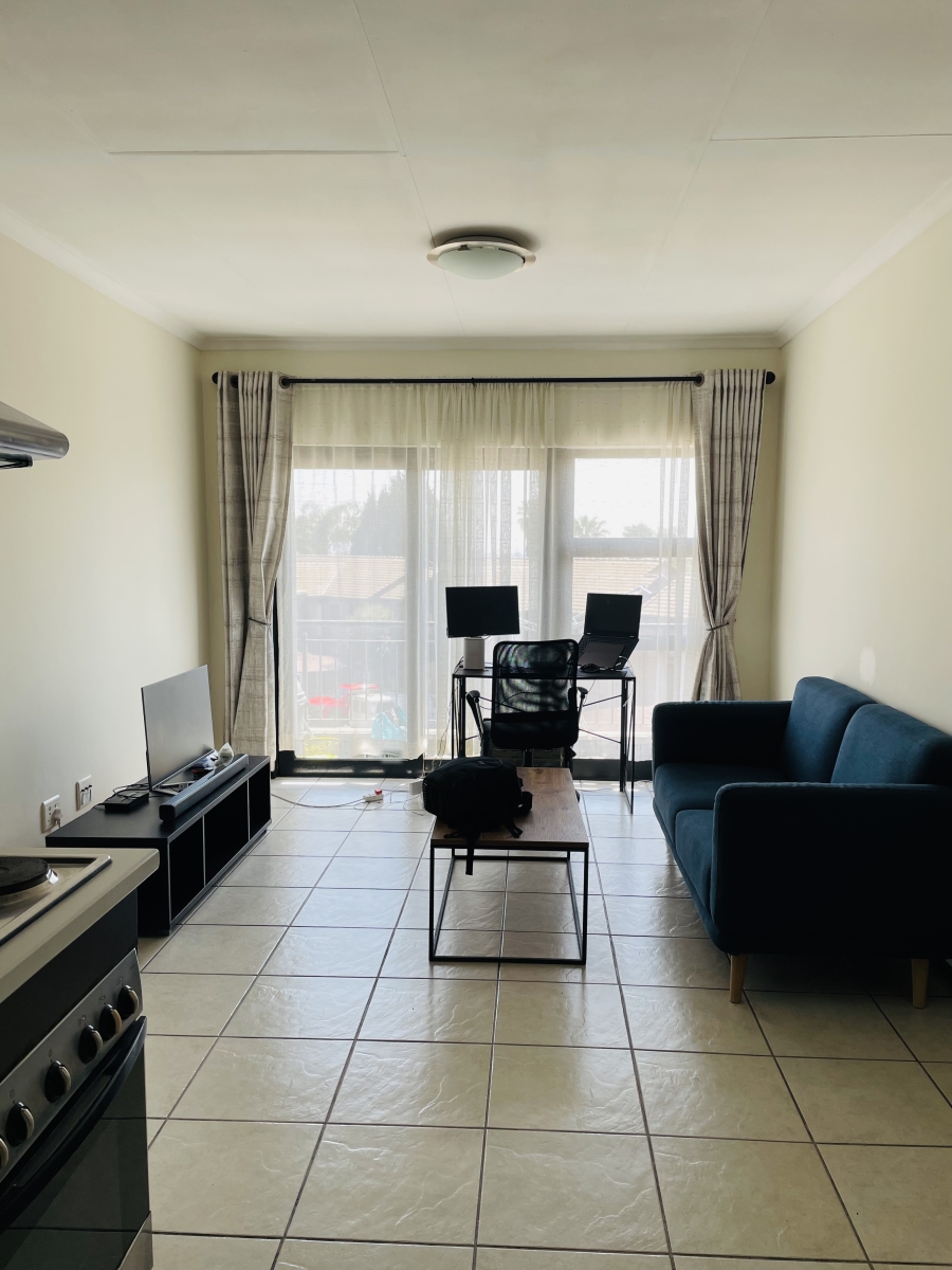 To Let 2 Bedroom Property for Rent in North Riding Gauteng