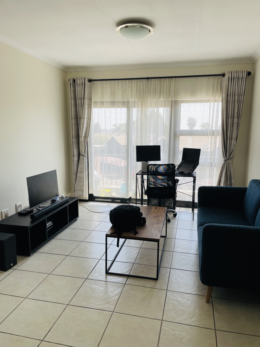 To Let 2 Bedroom Property for Rent in North Riding Gauteng