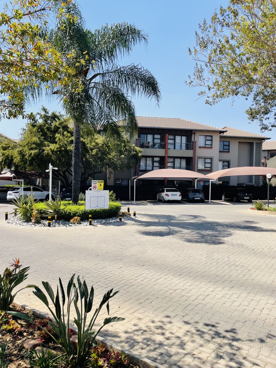 To Let 2 Bedroom Property for Rent in North Riding Gauteng