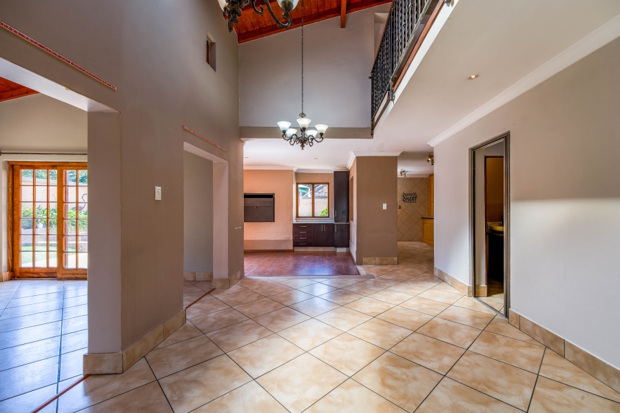 3 Bedroom Property for Sale in Faerie Glen Gauteng