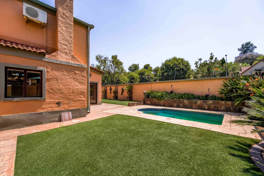 3 Bedroom Property for Sale in Faerie Glen Gauteng