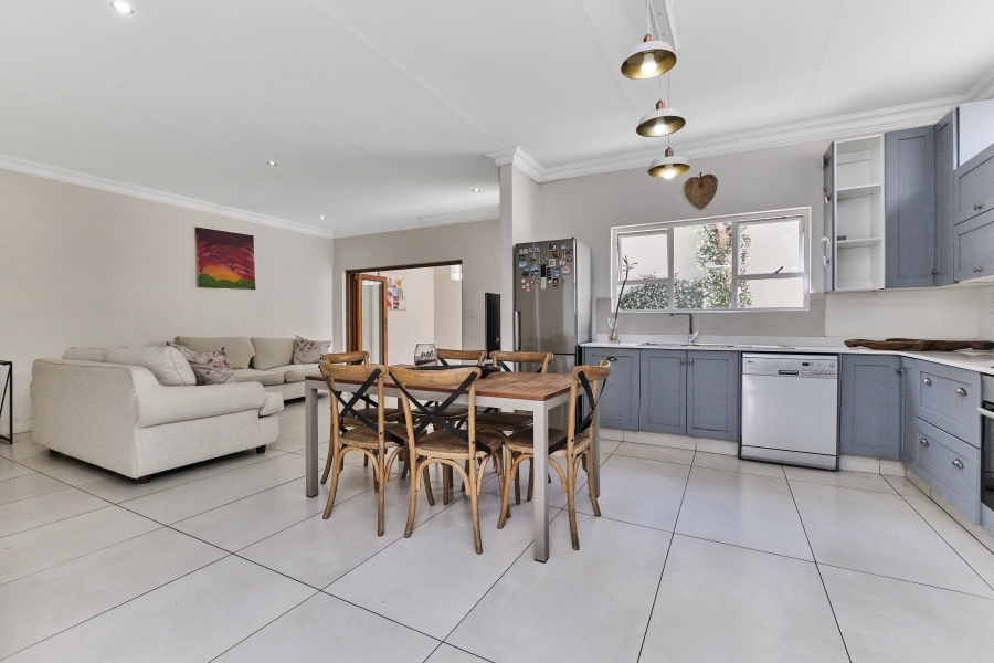 3 Bedroom Property for Sale in Bryanston East Gauteng