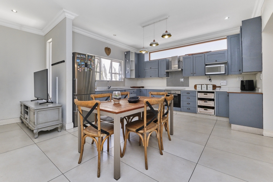 3 Bedroom Property for Sale in Bryanston East Gauteng